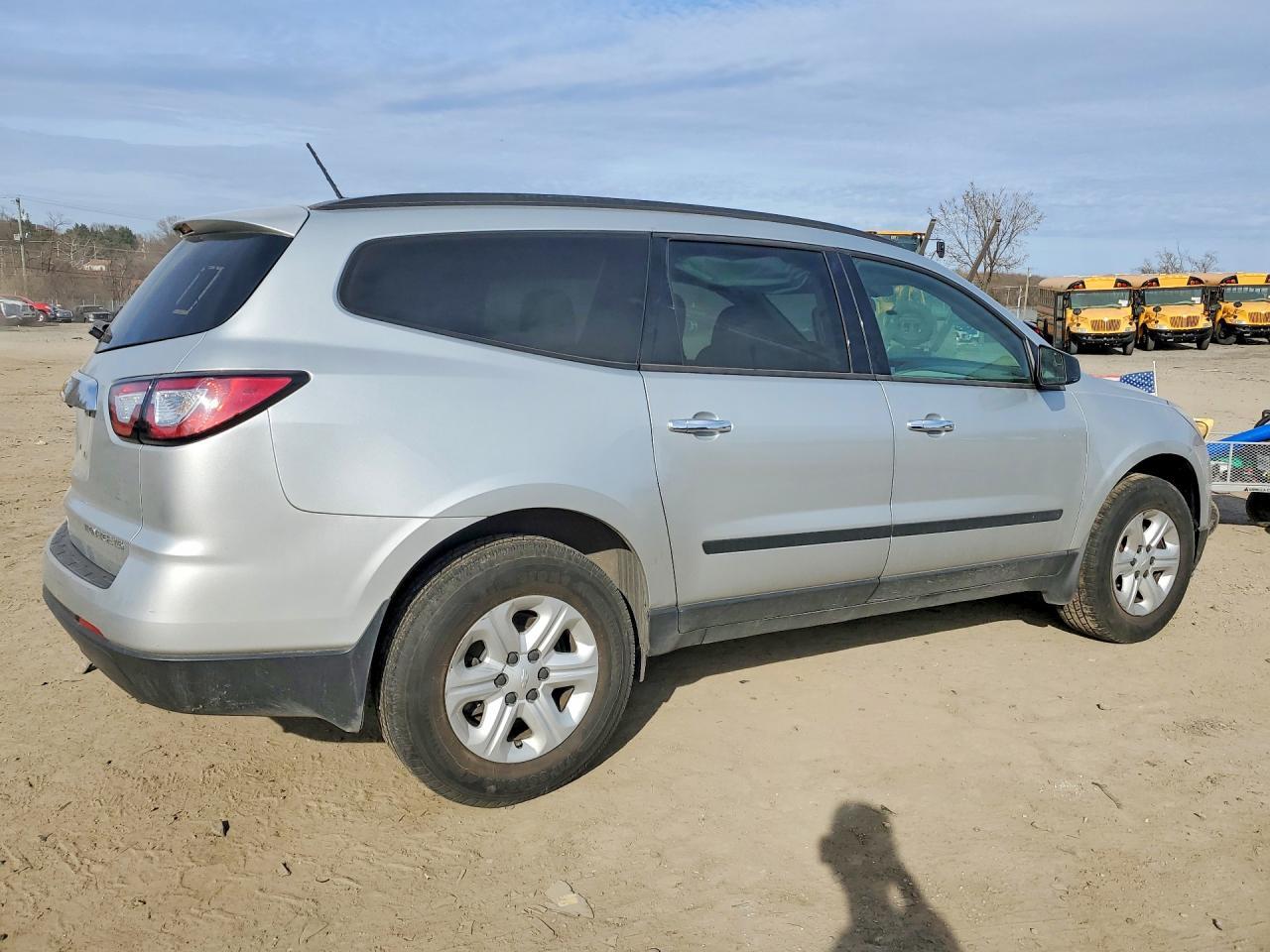 2014 Chevrolet Traverse Ls - zdjęcie 3
