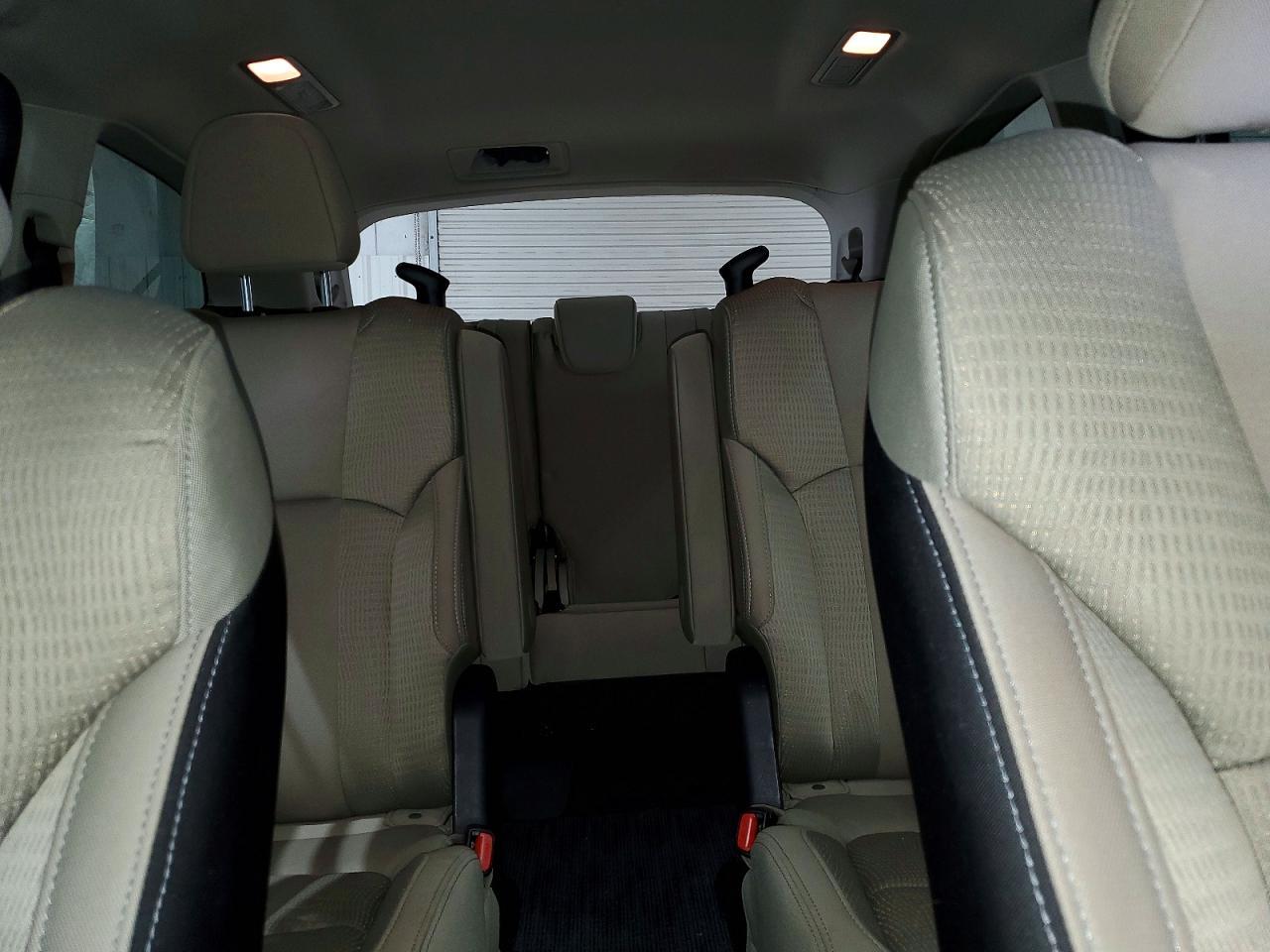 2024 Subaru Ascent Premium - zdjęcie 10