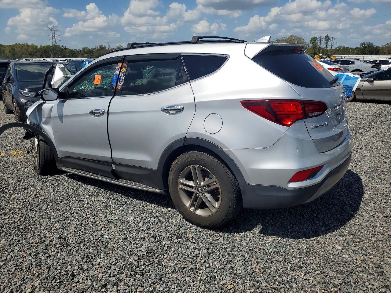 2017 Hyundai Santa Fe Sport 2.4L - zdjęcie 2