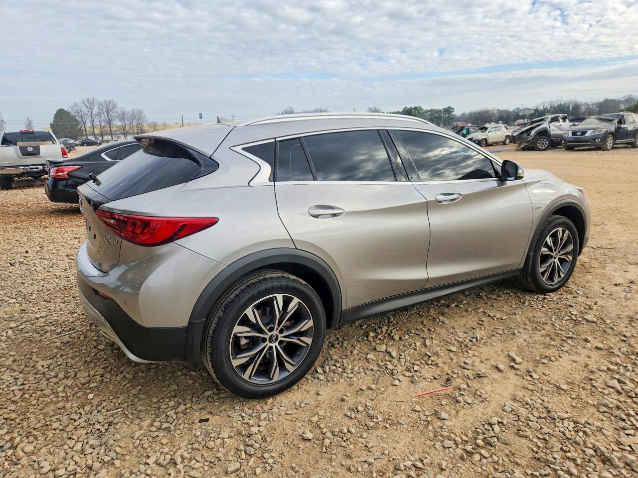 2017 Infiniti Qx30 Premium - zdjęcie 3