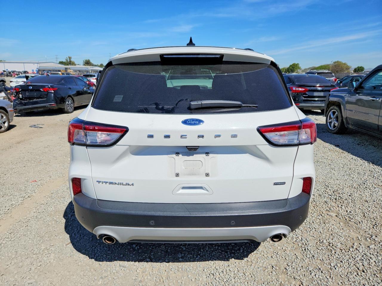 2020 Ford Escape Titanium - zdjęcie 6