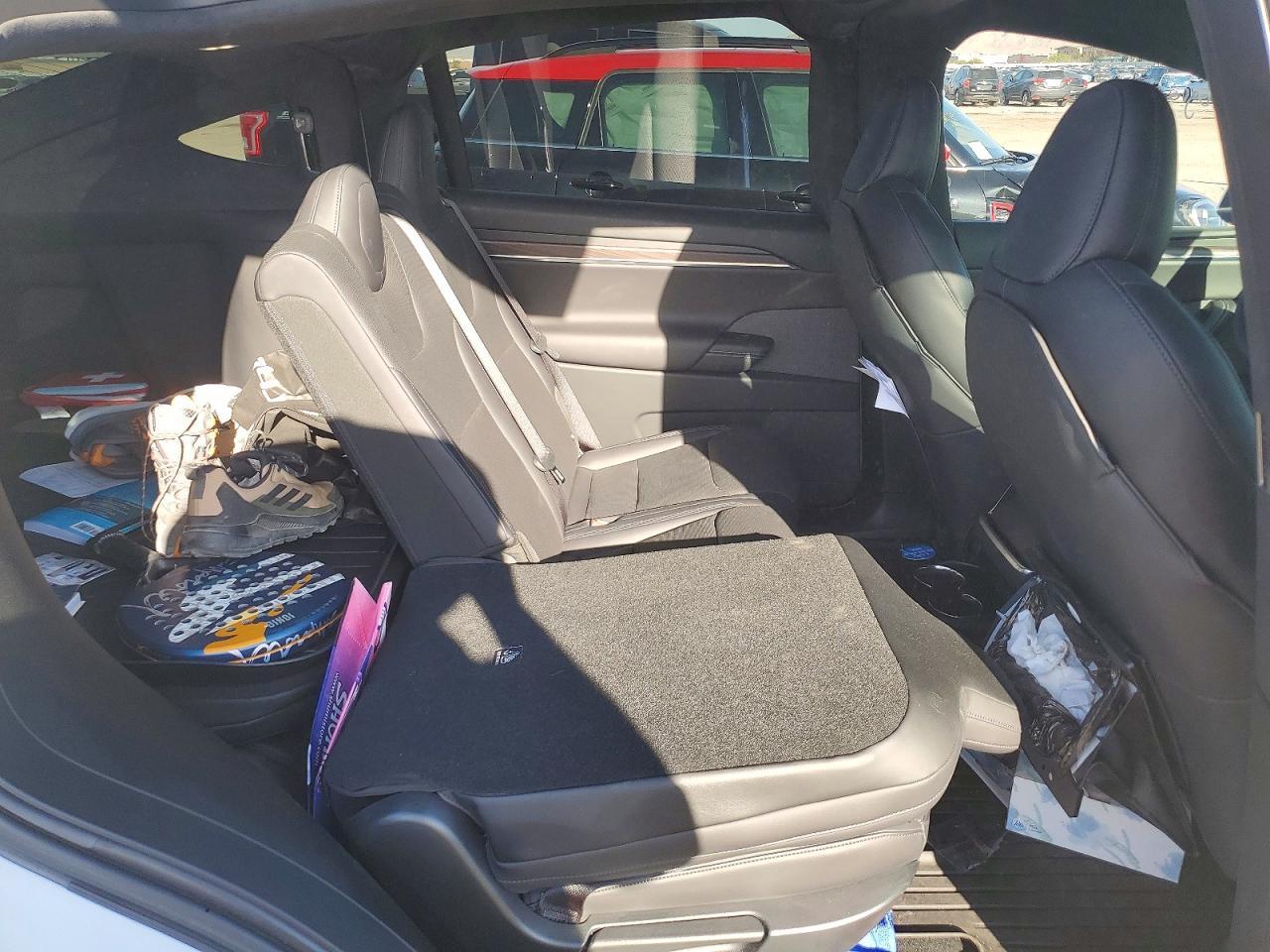 2024 Tesla Model X - zdjęcie 11