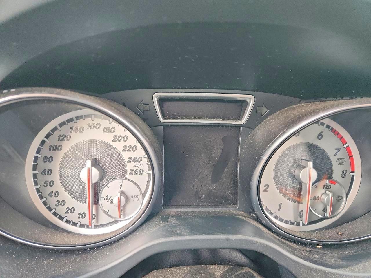 2016 Mercedes-Benz Cla 250 4Matic - zdjęcie 9