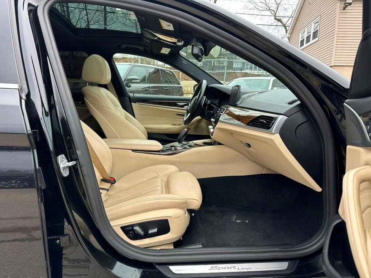 2020 BMW 530 Xi - zdjęcie 5