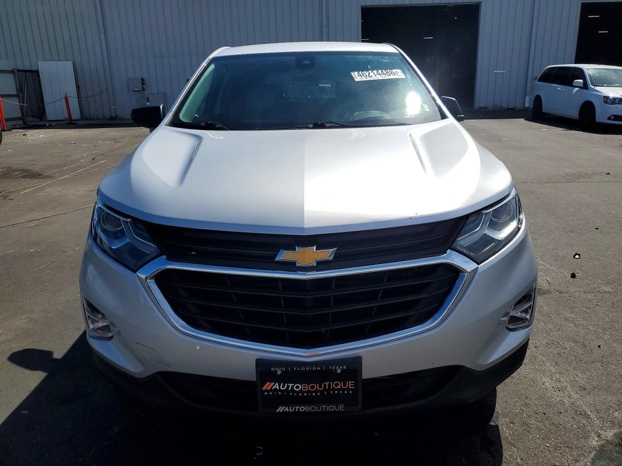 2020 Chevrolet Equinox Ls - zdjęcie 5