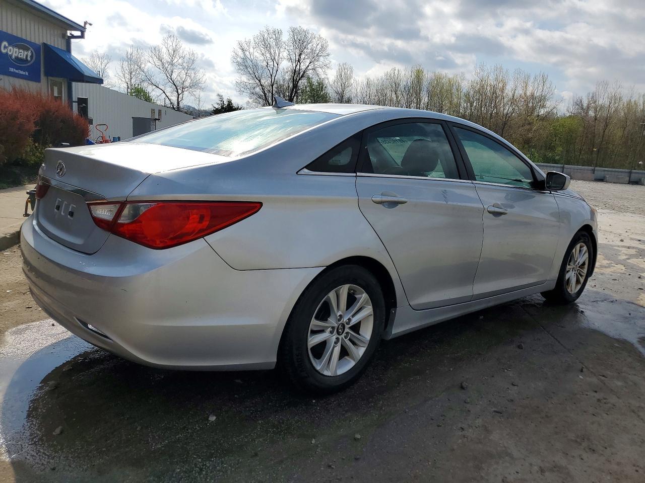 2013 Hyundai Sonata Gls - zdjęcie 3
