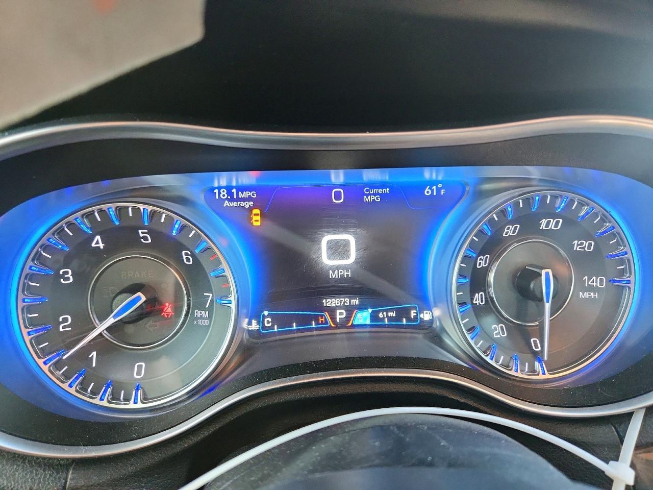 2018 Chrysler 300 Limited - zdjęcie 9