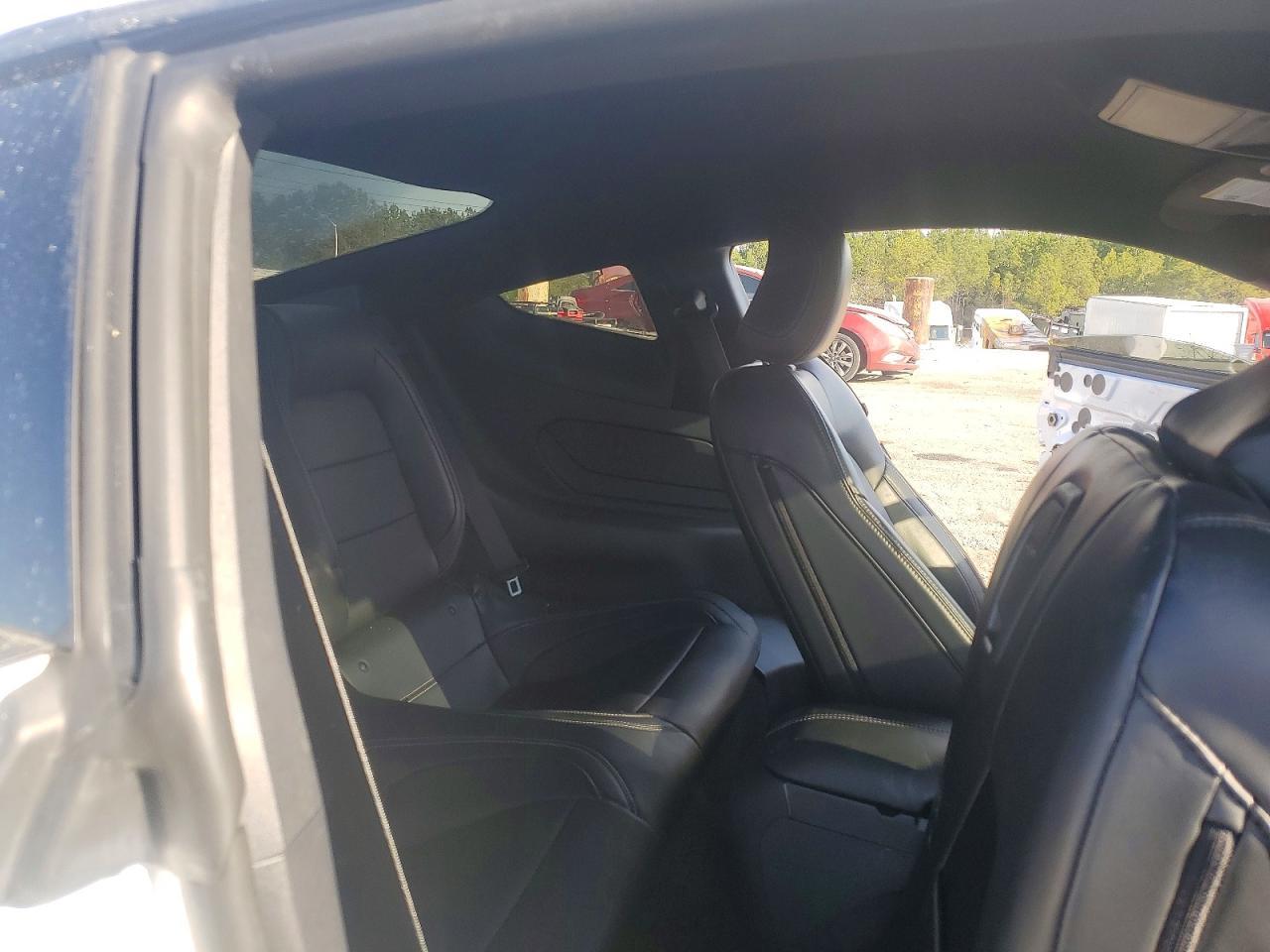 2024 Ford Mustang - zdjęcie 10