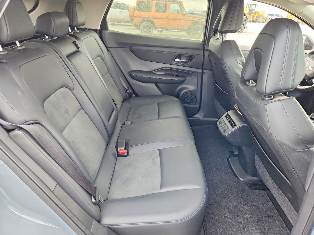 2025 Nissan Ariya Engage E-4Orce - zdjęcie 11