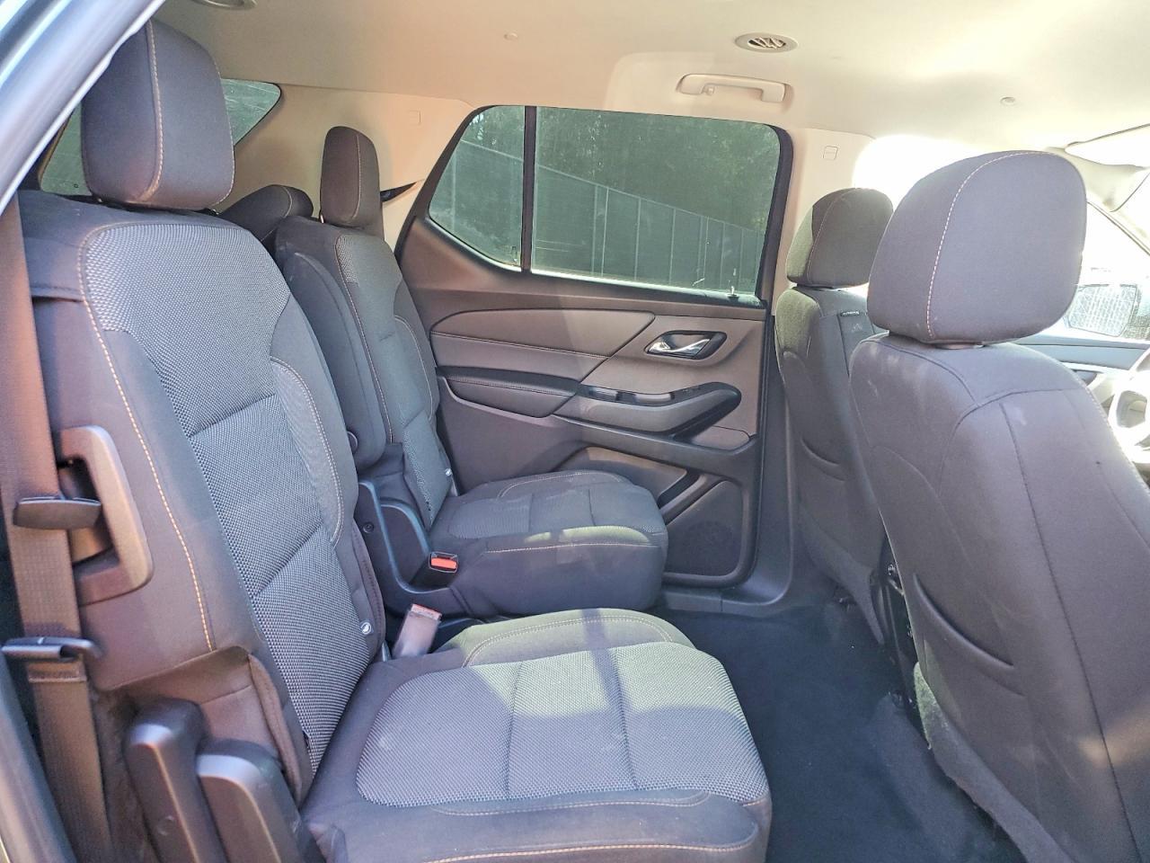 2018 Chevrolet Traverse - zdjęcie 11