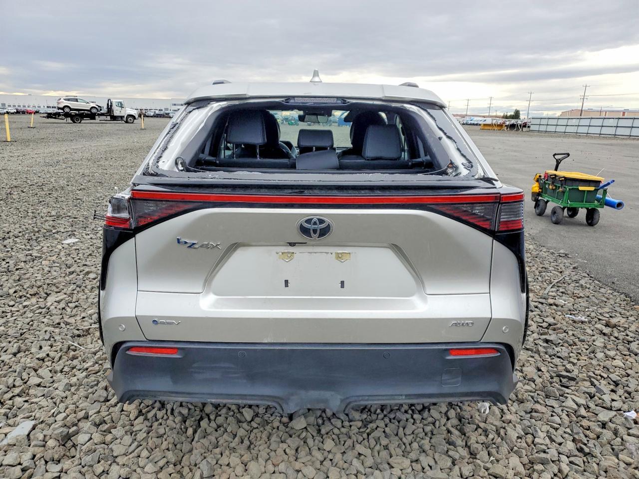 2024 Toyota Bz4X Xle - zdjęcie 6
