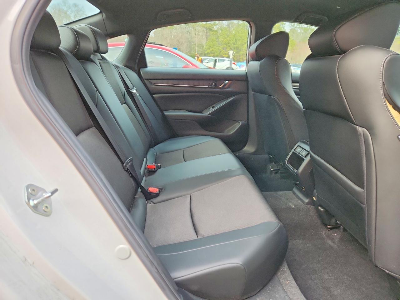 2021 Honda Accord Sport - zdjęcie 19