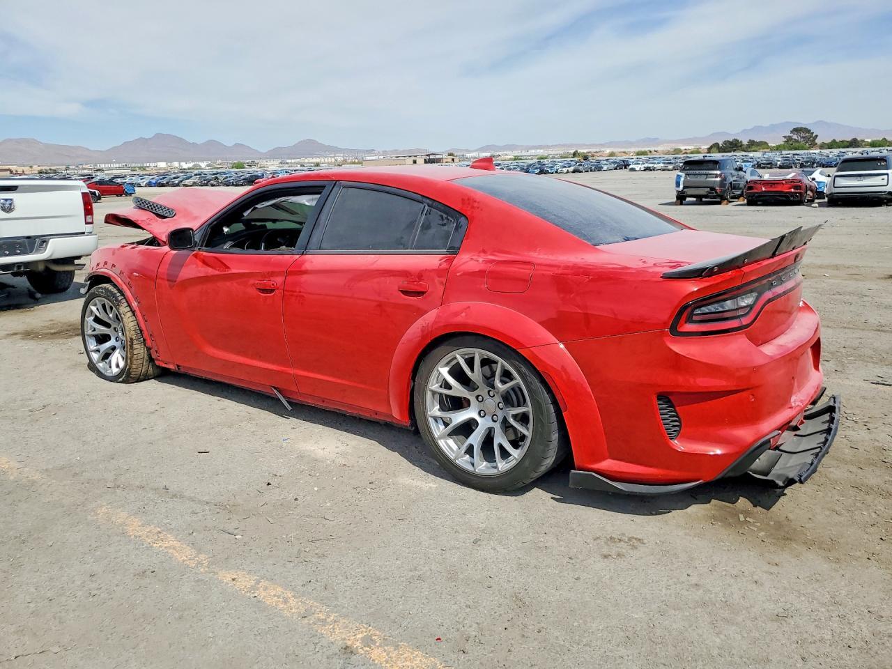 2016 Dodge Charger R - zdjęcie 2