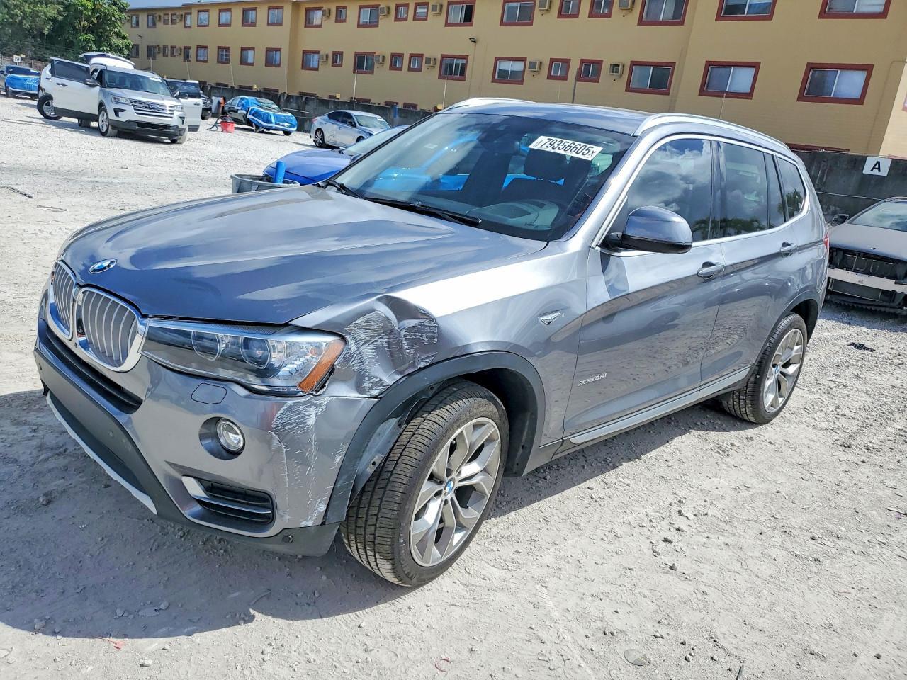 2016 BMW X3 xDrive28I - zdjęcie główne
