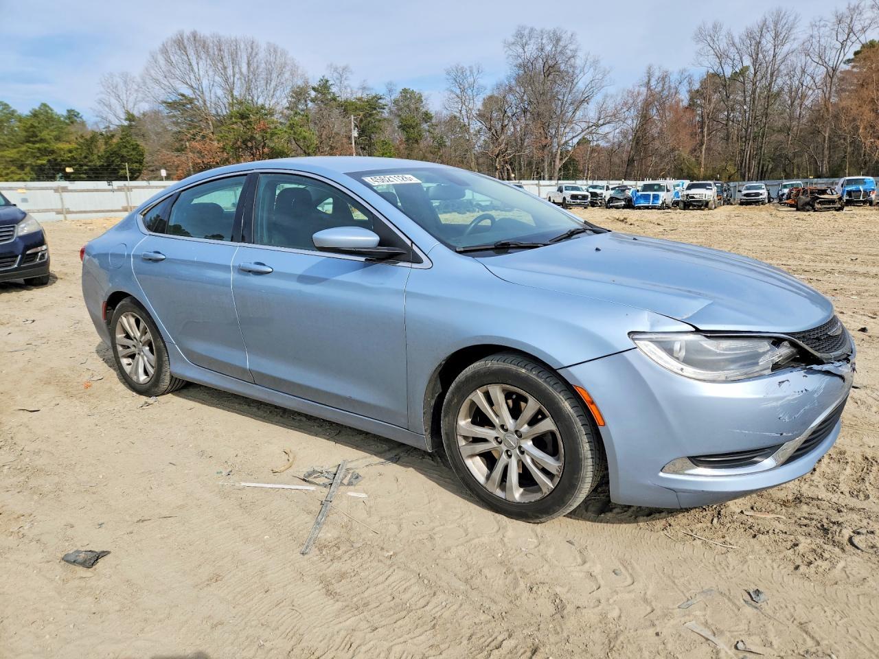 2015 Chrysler 200 Limited - zdjęcie 4