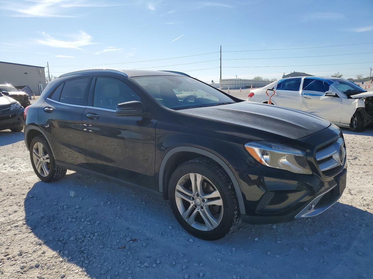 2015 Mercedes-Benz Gla 250 - zdjęcie 4