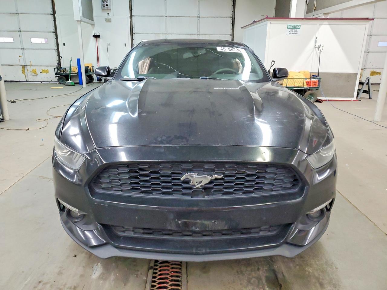 2015 Ford Mustang - zdjęcie 5