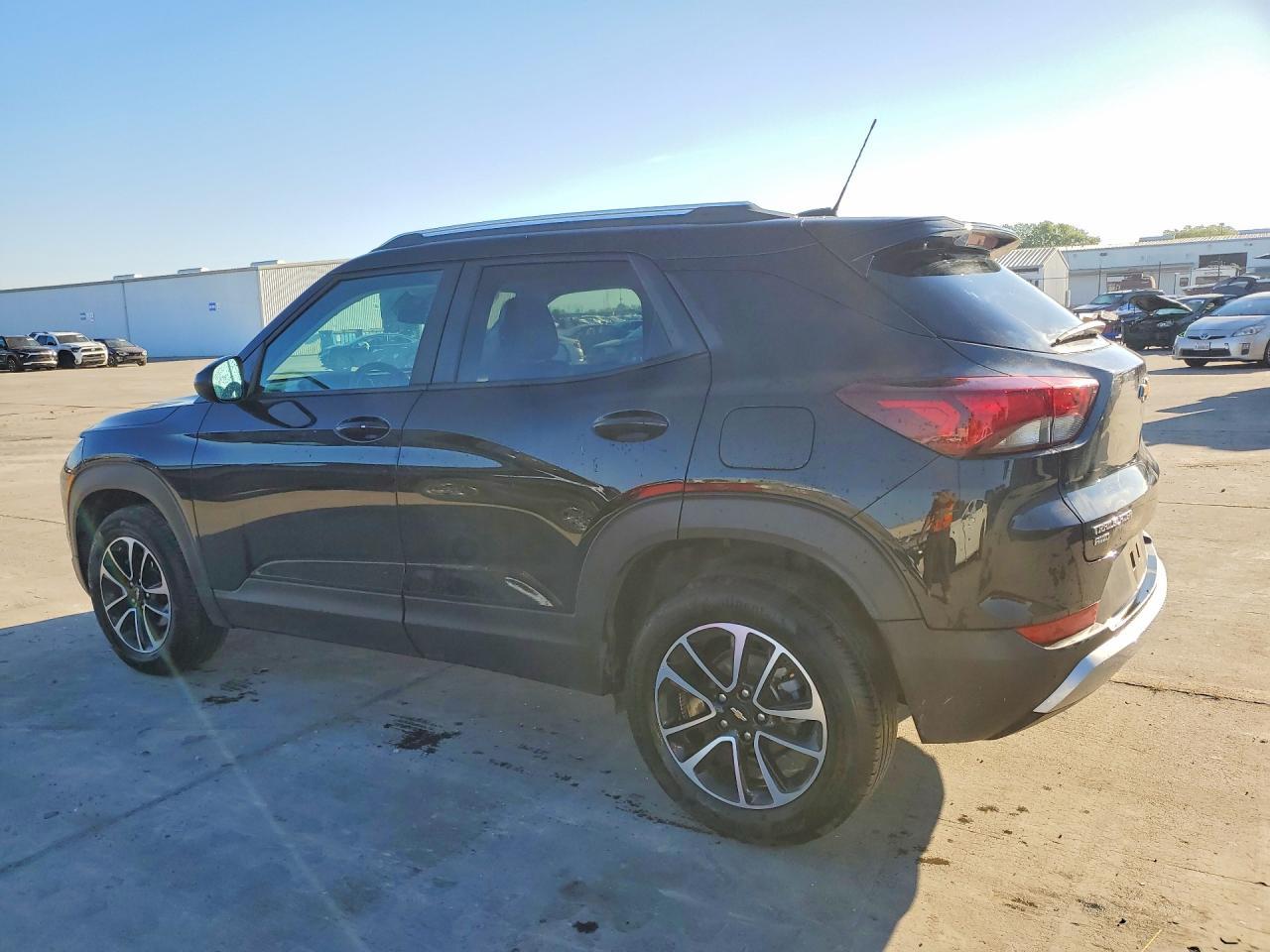 2025 Chevrolet Trailblazer Lt - zdjęcie 2