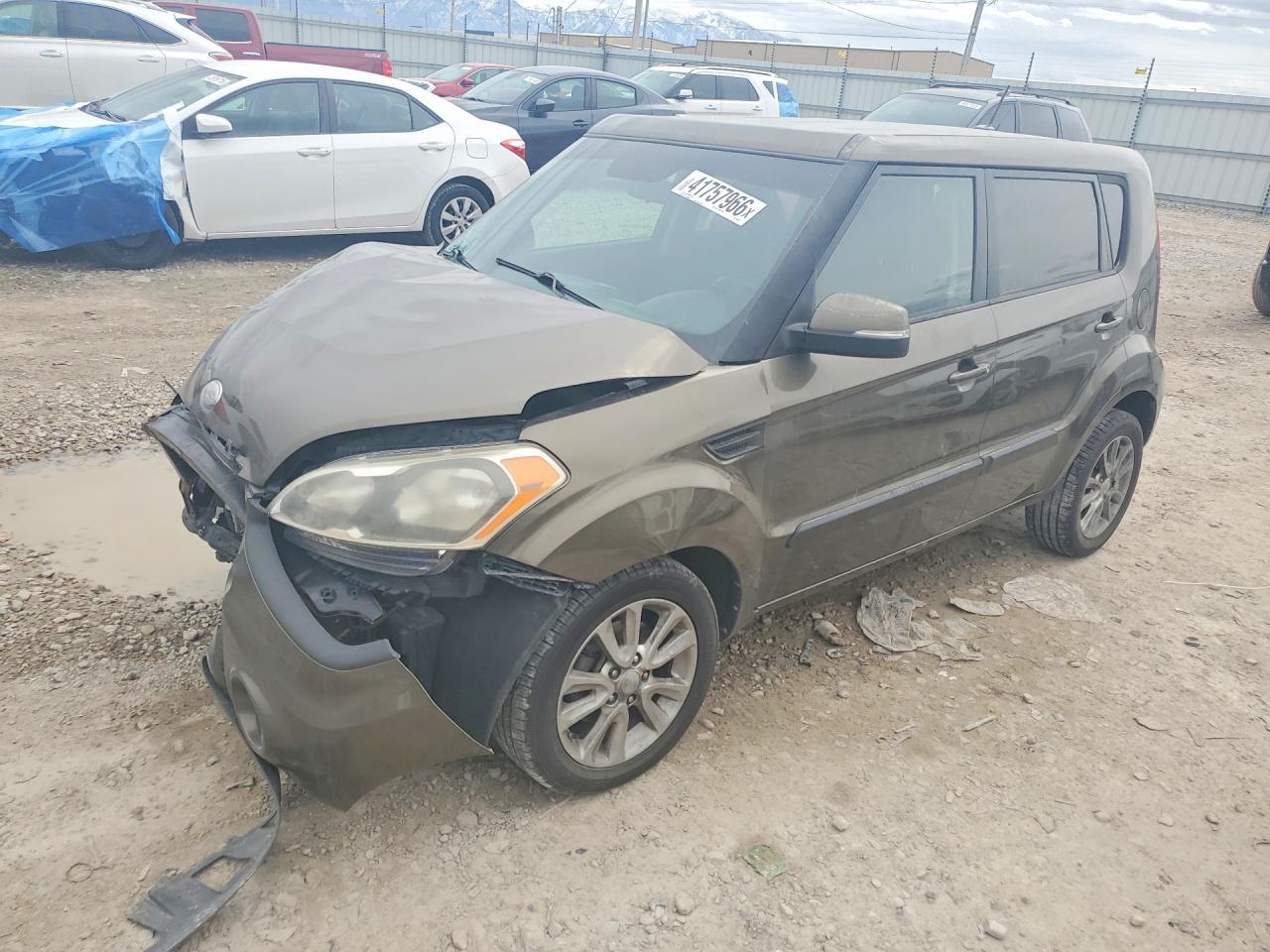 2013 Kia Soul + - zdjęcie główne