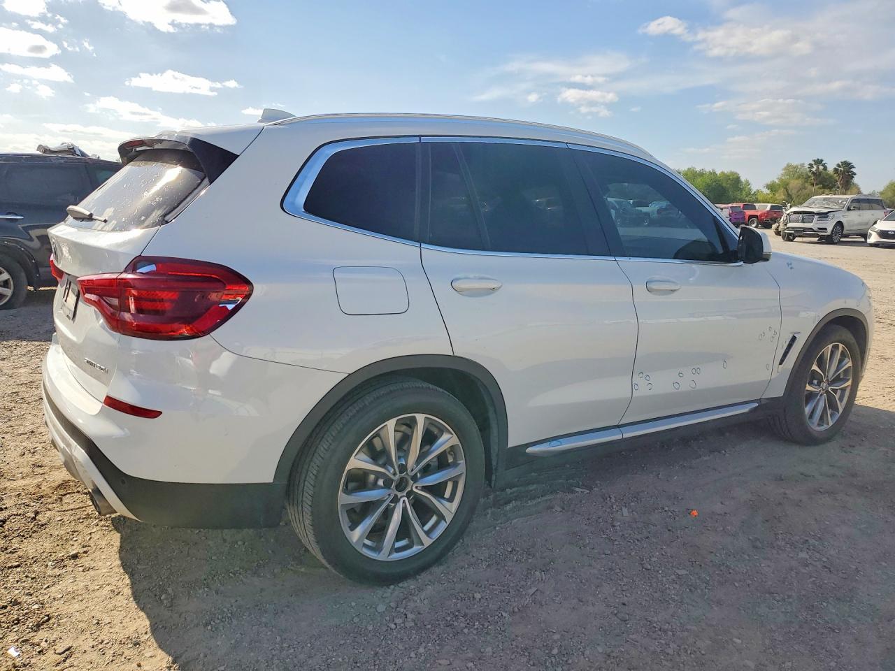 2019 BMW X3 Sdrive30I - zdjęcie 3