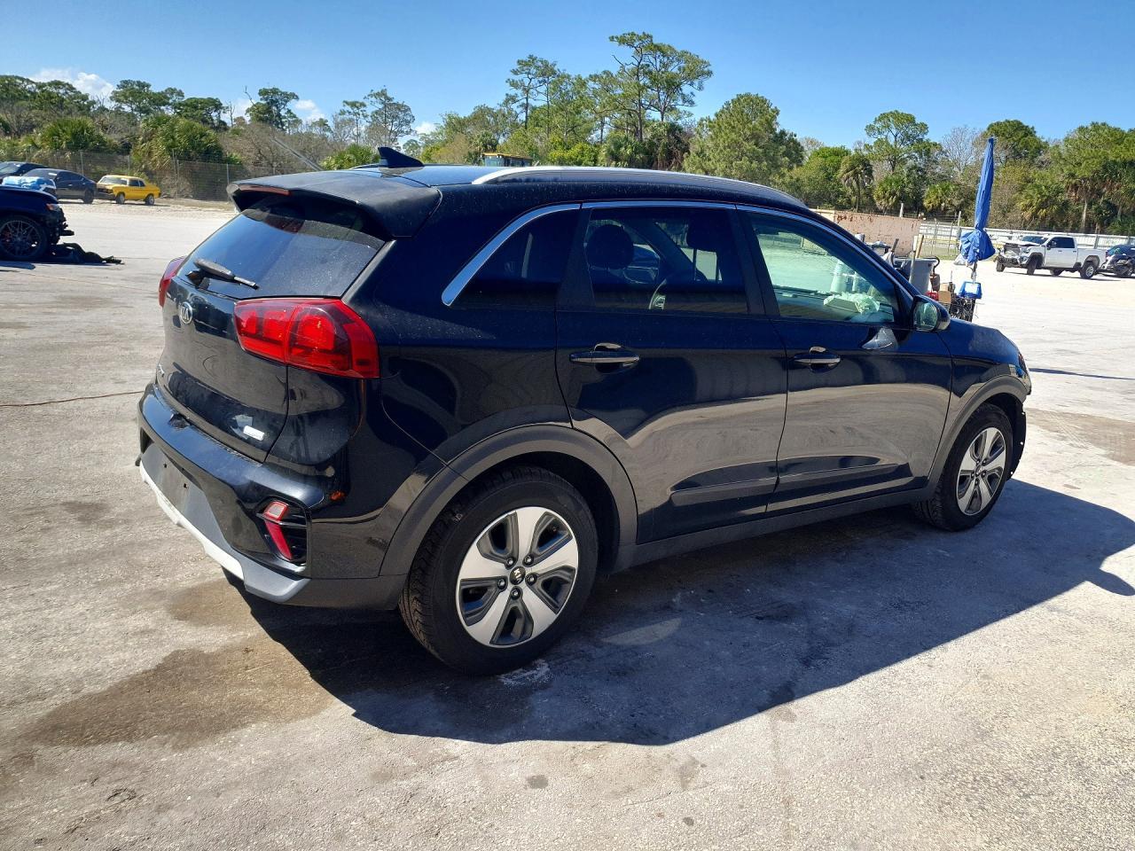 2020 Kia Niro Lx - zdjęcie 3