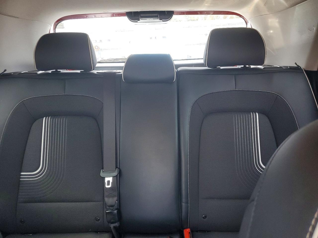 2023 Hyundai Venue Limited - zdjęcie 10