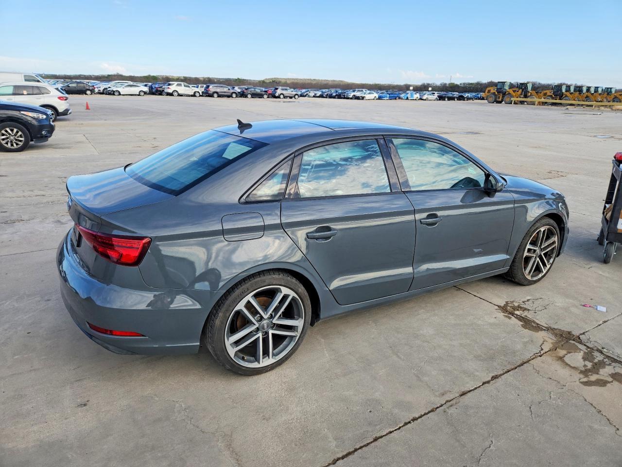 2019 Audi A3 Fwd 4D Sedan Titanium Premium - zdjęcie 3