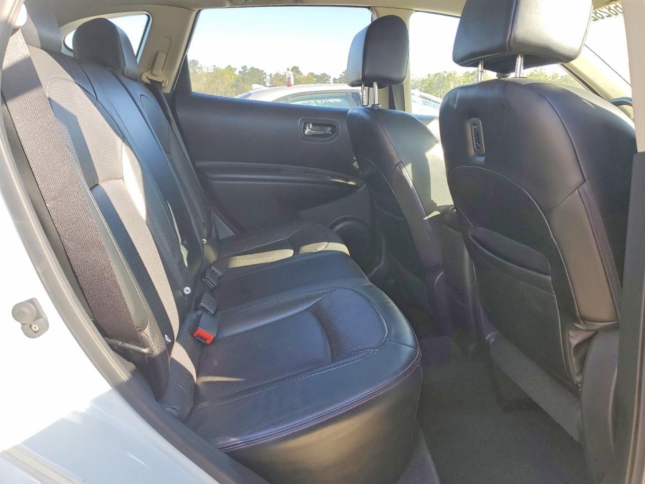 2013 Nissan Rogue S - zdjęcie 11