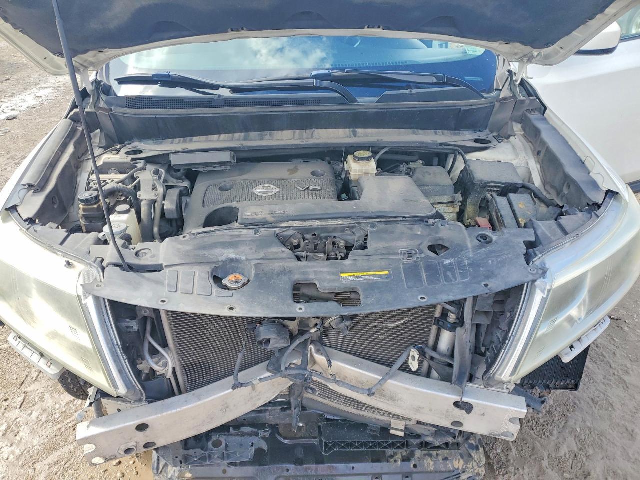 2014 Nissan Pathfinder Sv - zdjęcie 12