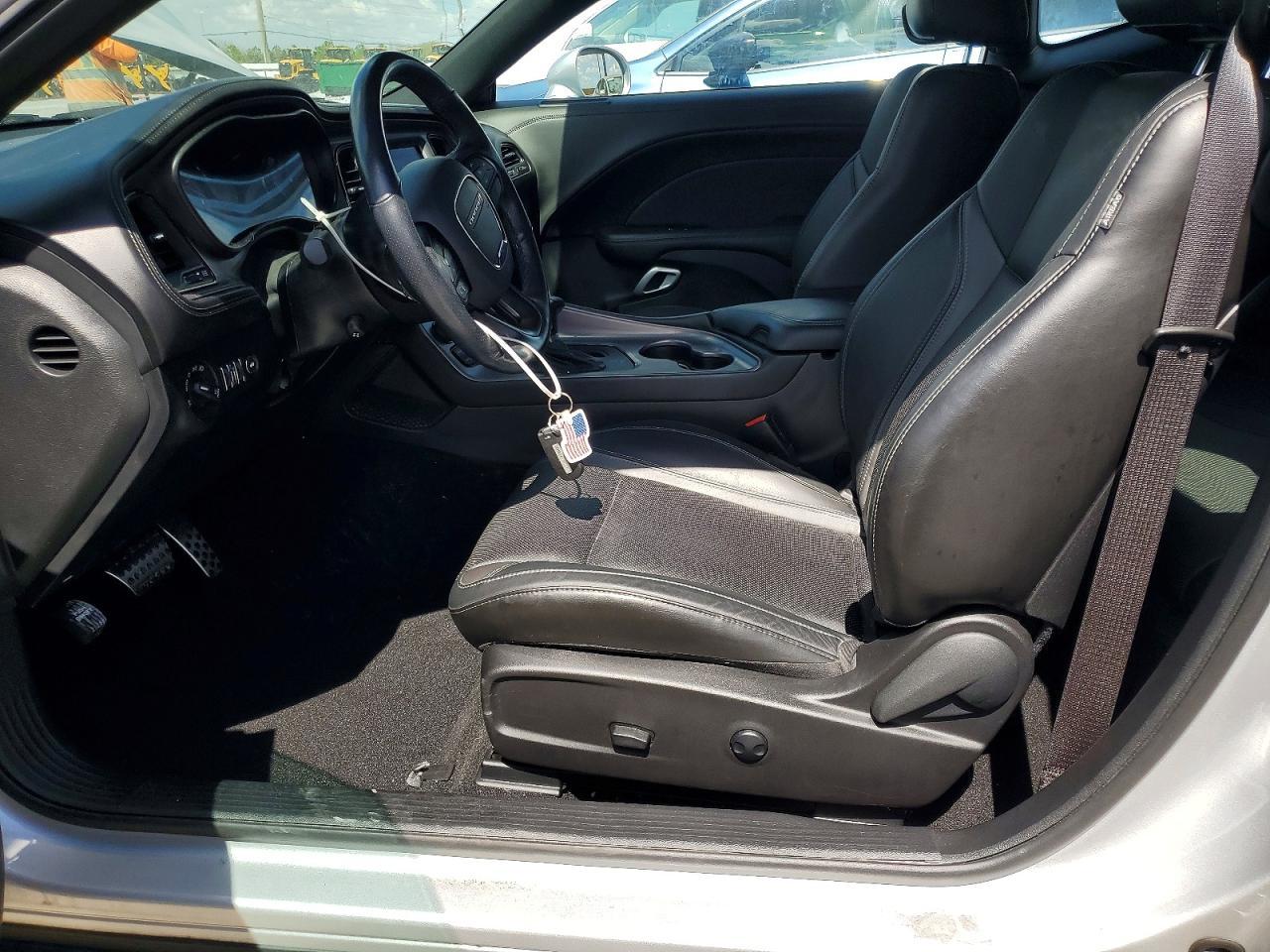 2023 Dodge Challenger Sxt - zdjęcie 7