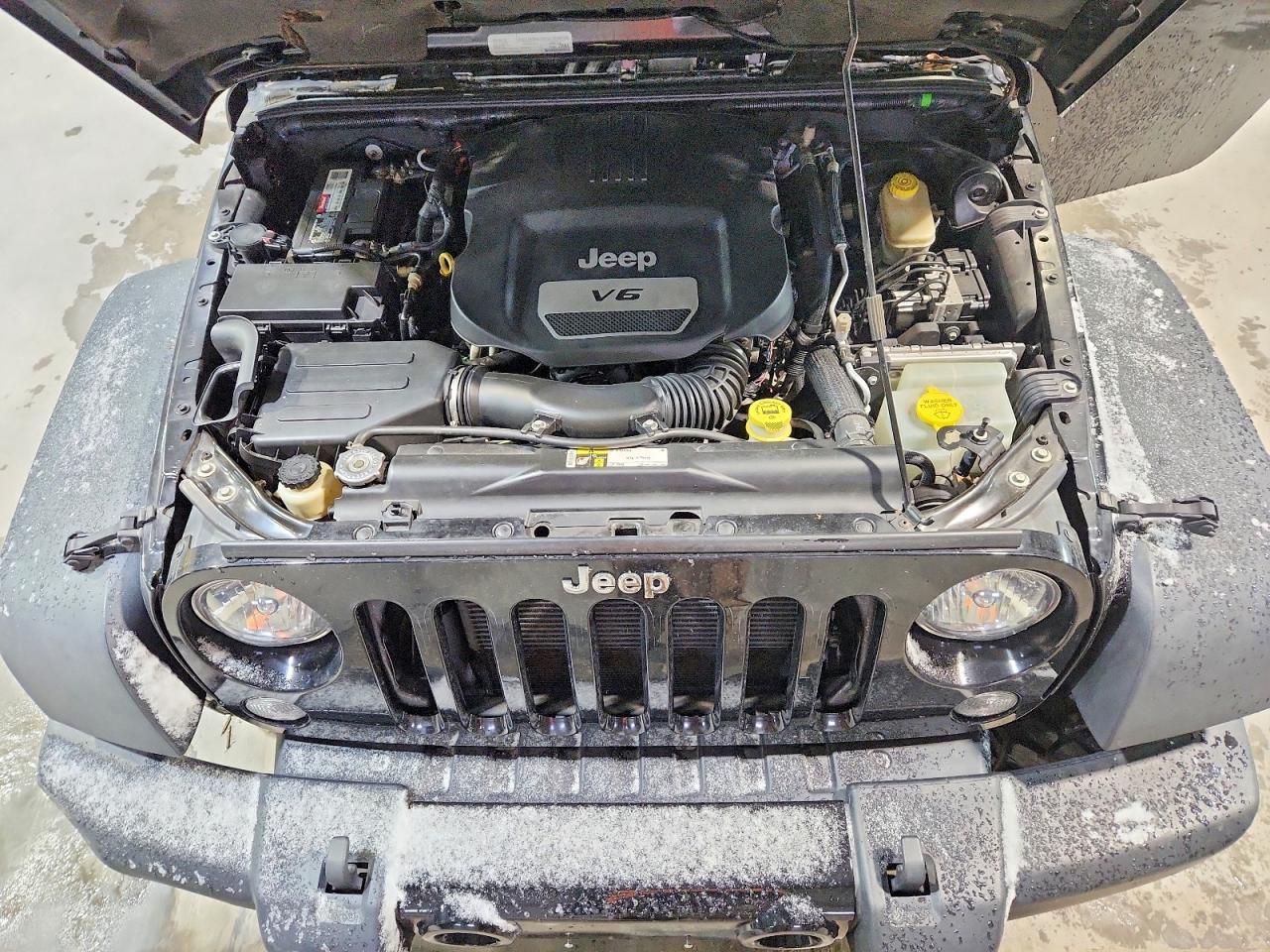 2015 Jeep Wrangler Rubicon - zdjęcie 12