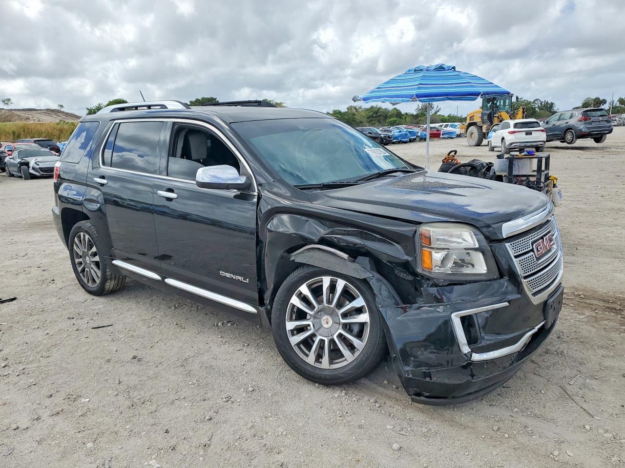 2017 GMC Terrain Denali - zdjęcie 4
