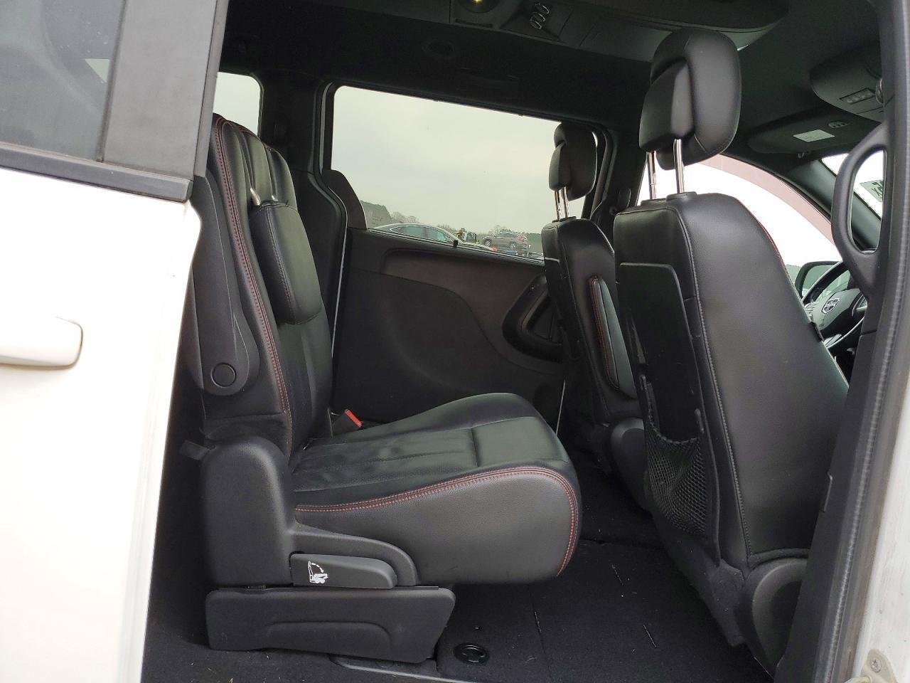 2019 Dodge Grand Caravan Gt - zdjęcie 11