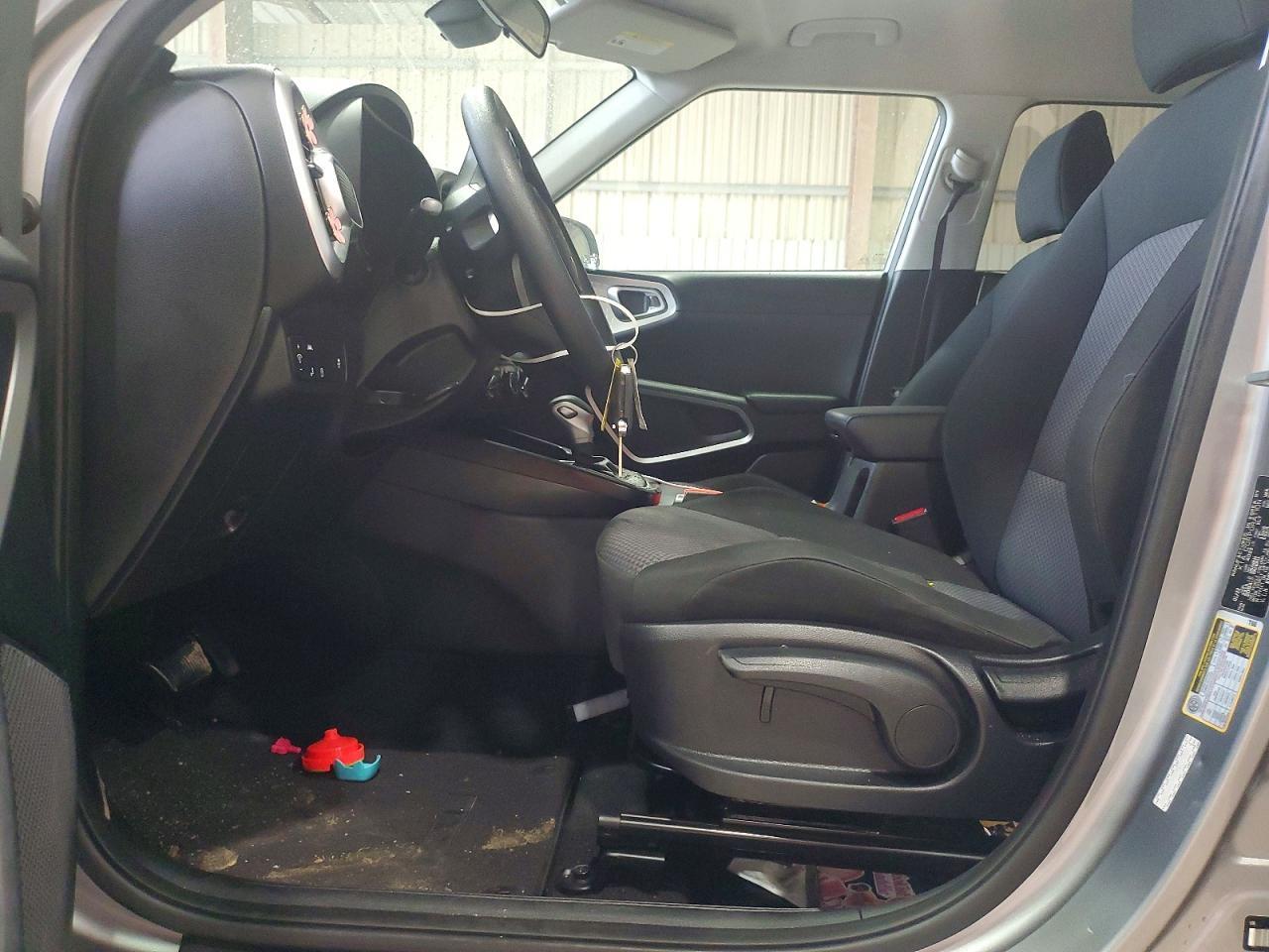 2022 Kia Soul Lx - zdjęcie 7