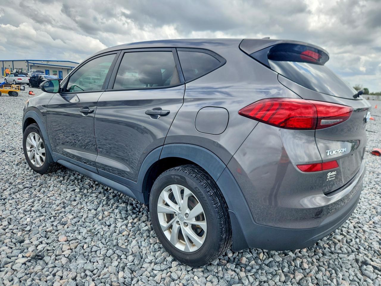 2020 Hyundai Tucson Se - zdjęcie 2