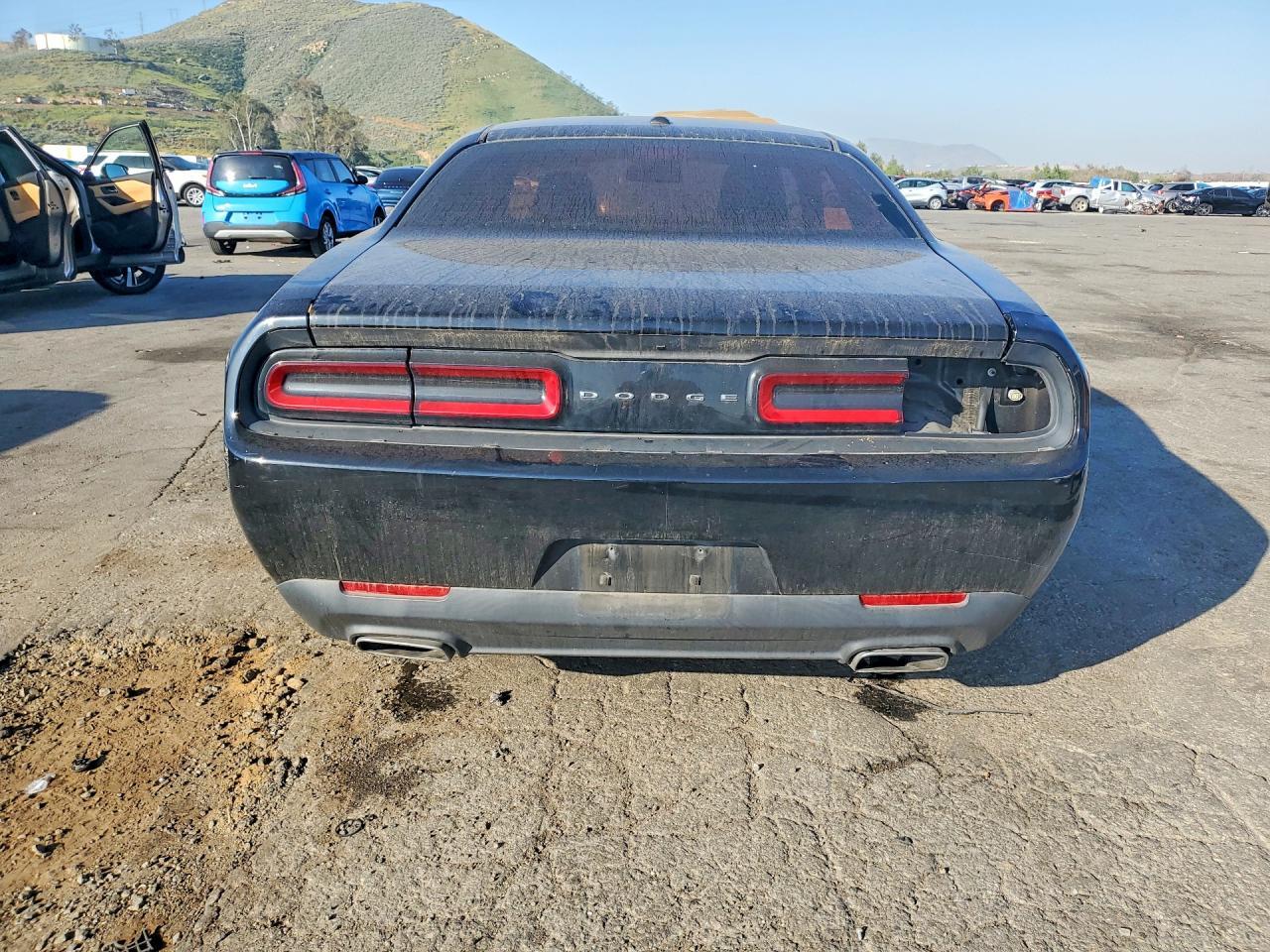 2017 Dodge Challenger Sxt - zdjęcie 6