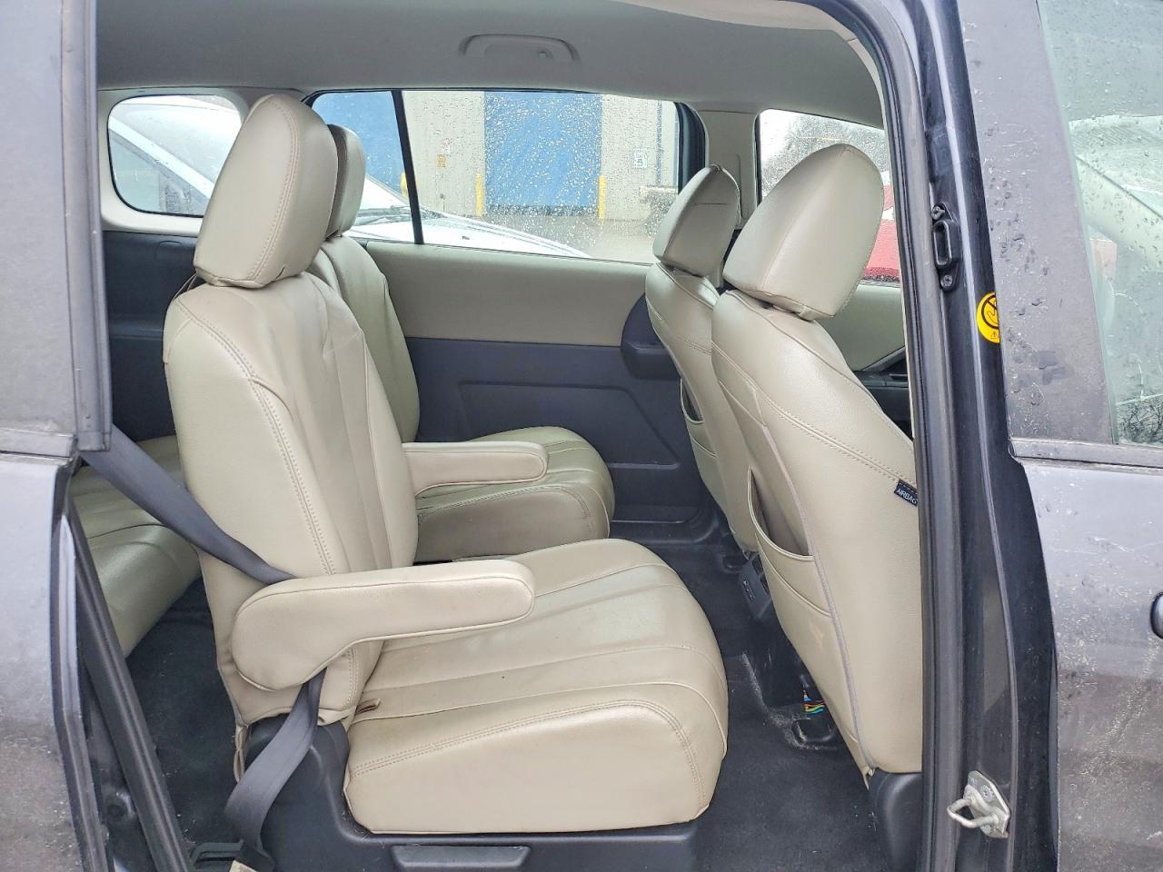 2013 Mazda 5 - zdjęcie 11