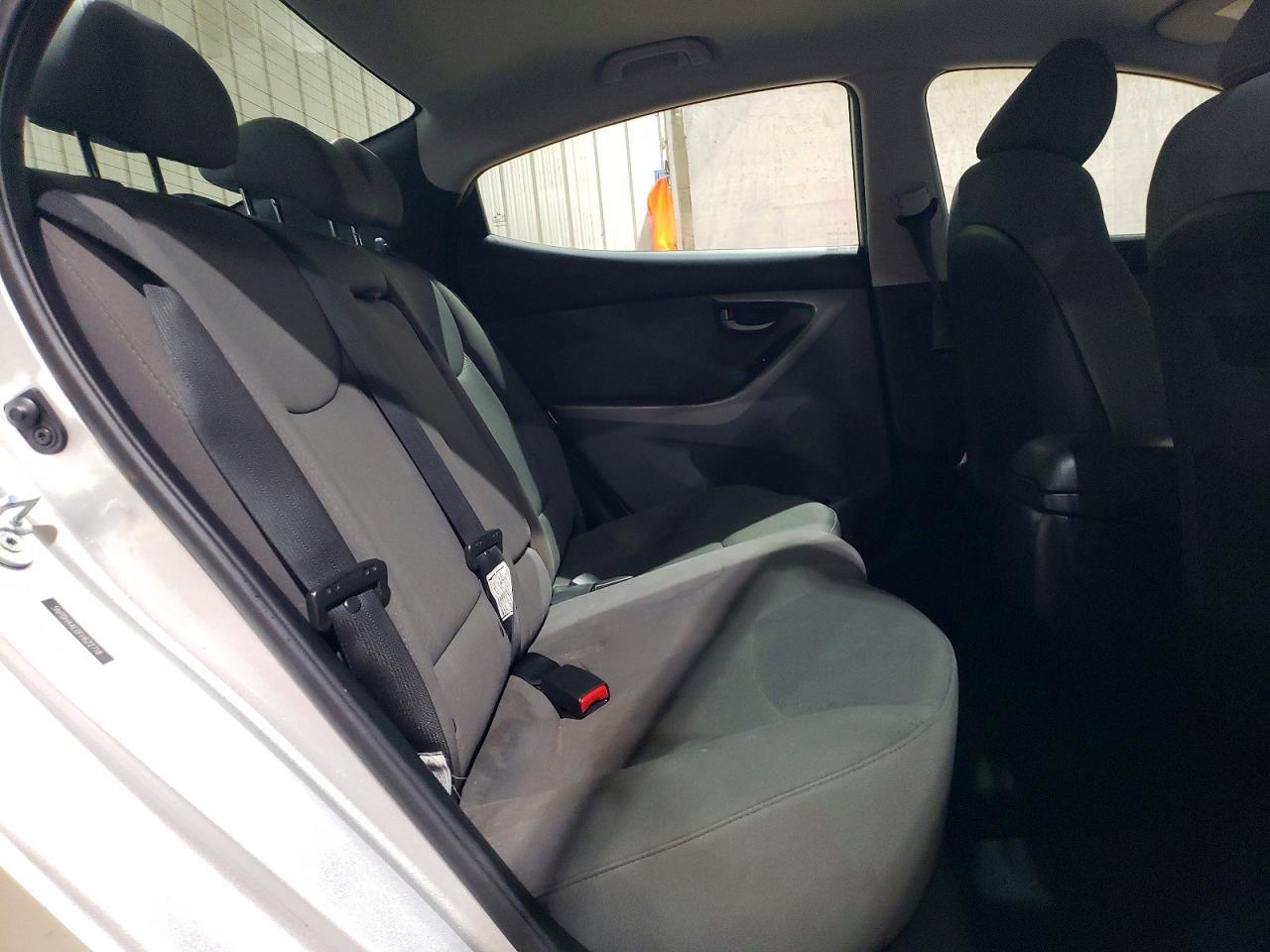 2015 Hyundai Elantra Se - zdjęcie 10