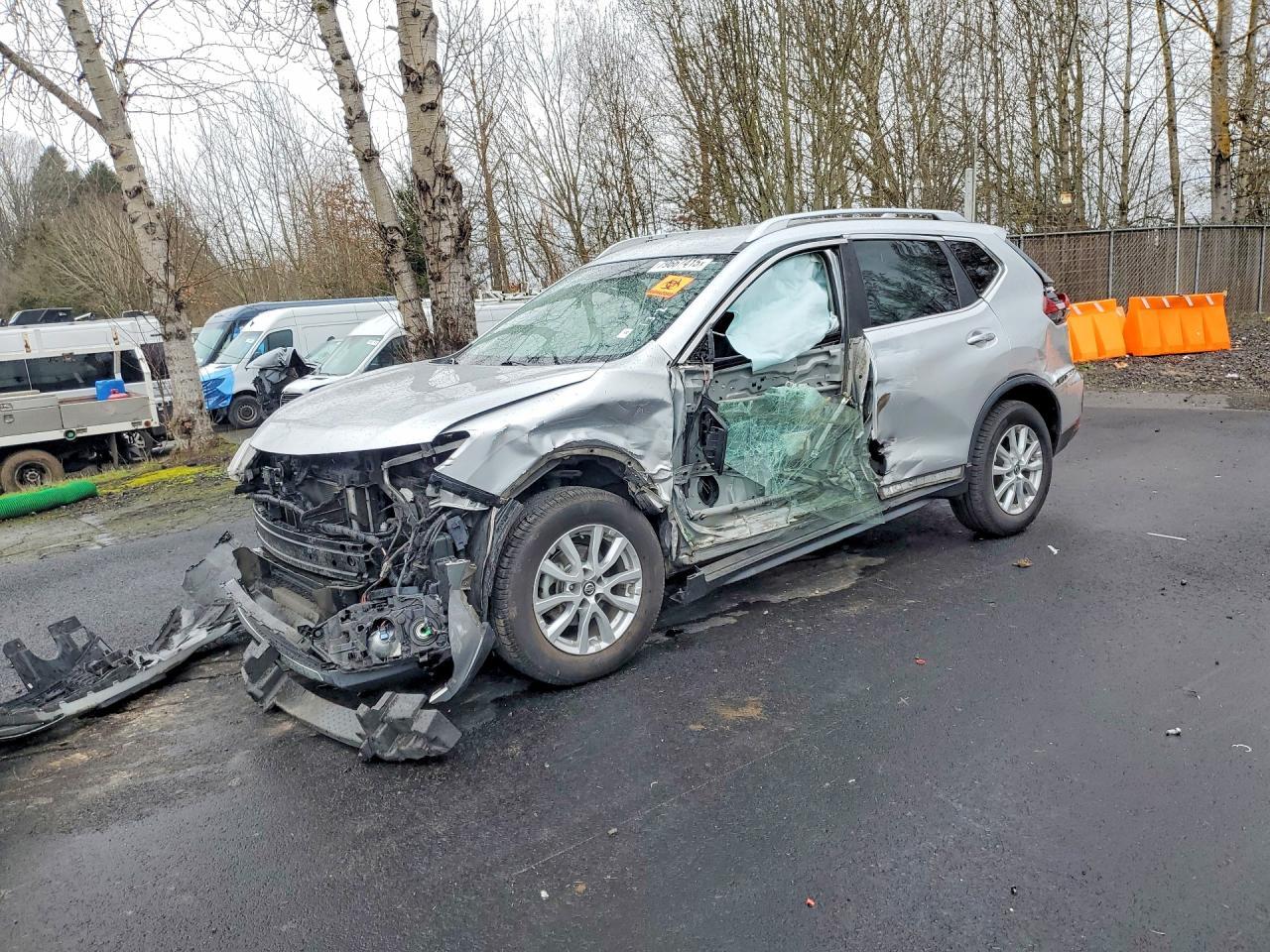 2018 Nissan Rogue Sv - zdjęcie główne