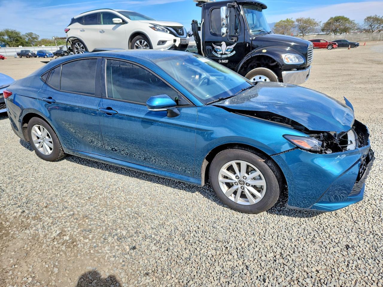 2025 Toyota Camry Le - zdjęcie 4