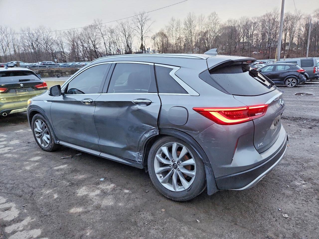 2020 Infiniti Qx50 Luxe - zdjęcie 2