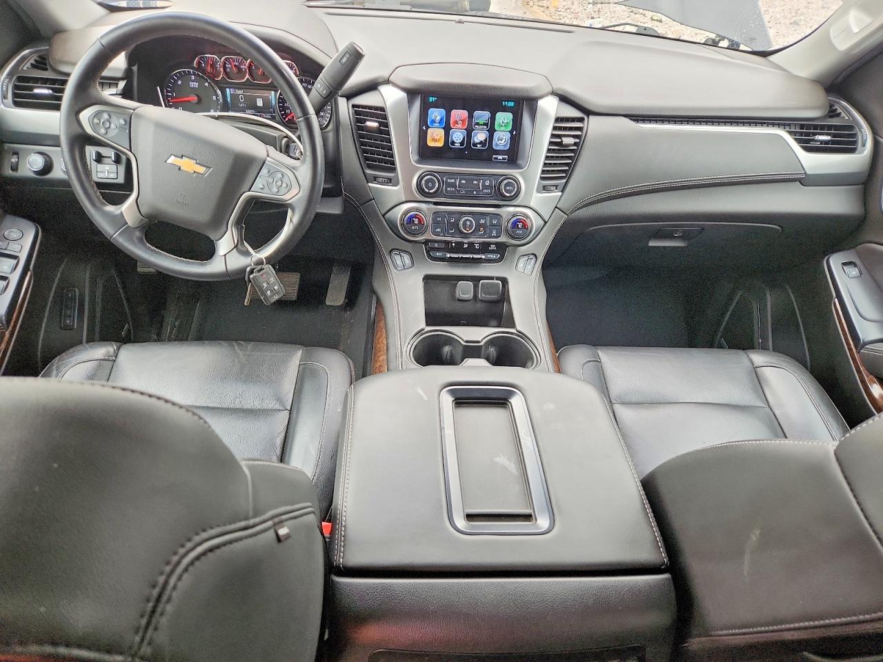 2019 Chevrolet Suburban K1500 Lt - zdjęcie 8