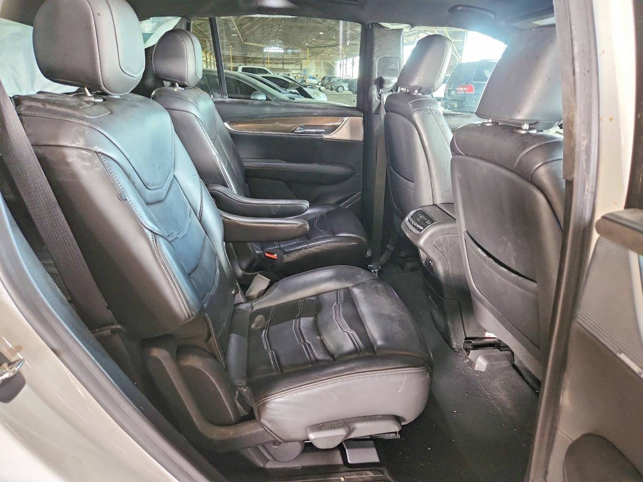 2022 Cadillac Xt6 Platinum Premium Luxury - zdjęcie 11
