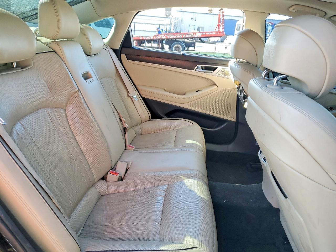 2019 Genesis G80 3.8 - zdjęcie 10