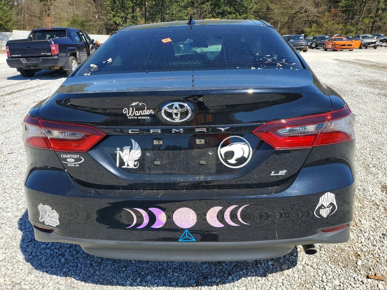 2023 Toyota Camry Le - zdjęcie 6