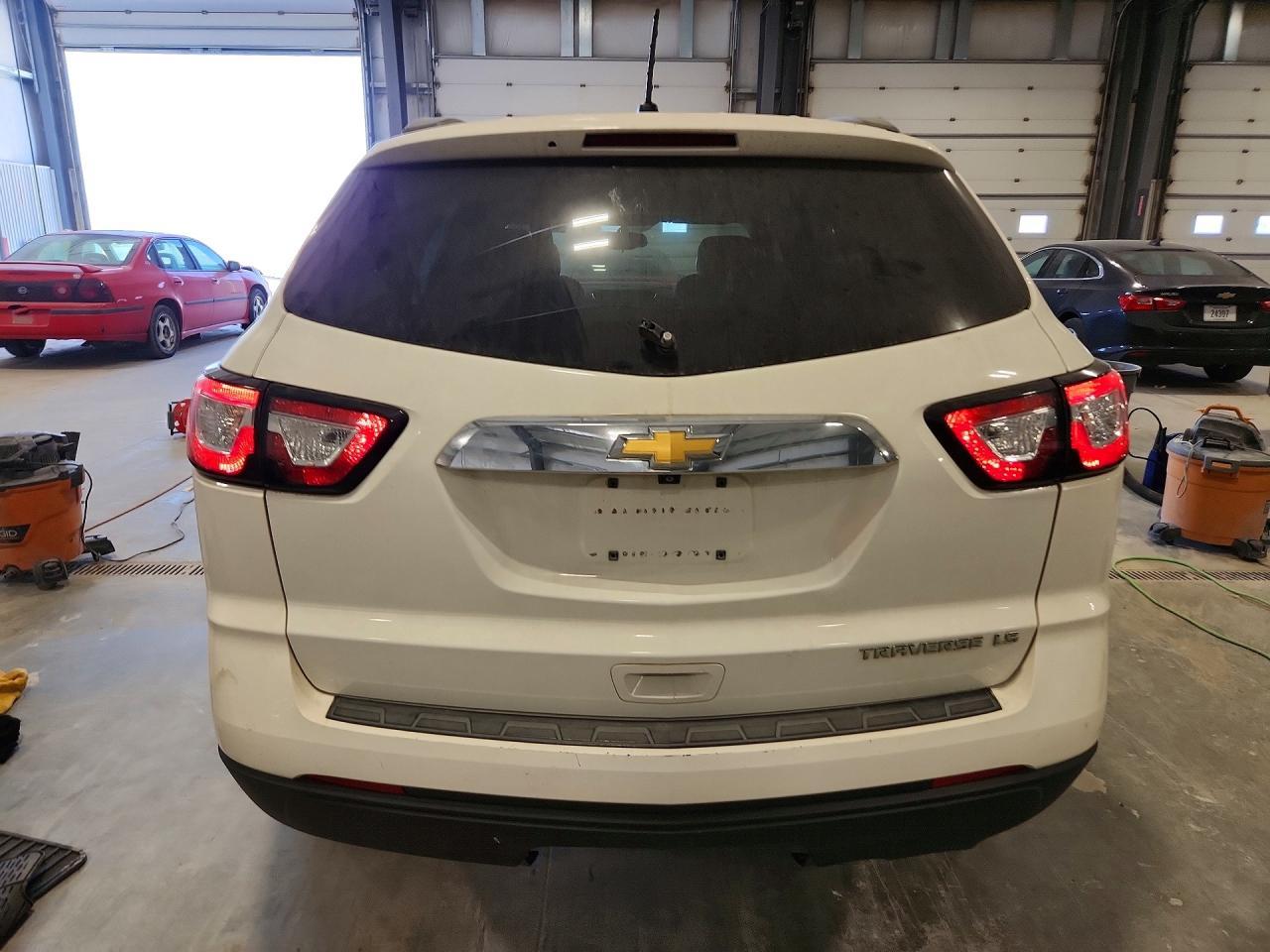 2015 Chevrolet Traverse Ls - zdjęcie 6
