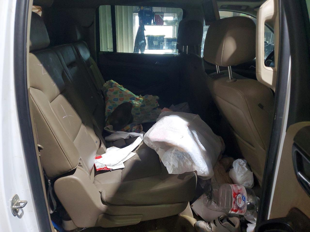 2015 Chevrolet Suburban K1500 Lt - zdjęcie 11