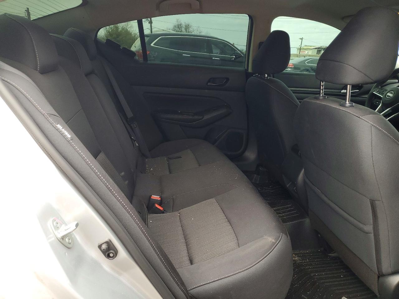 2024 Nissan Altima 2.5 Sv - zdjęcie 10