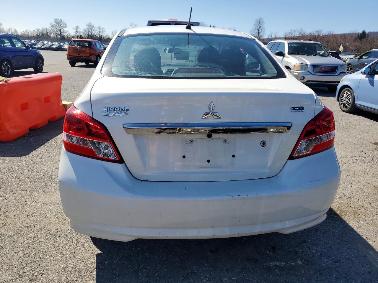 2020 Mitsubishi Mirage - zdjęcie 6