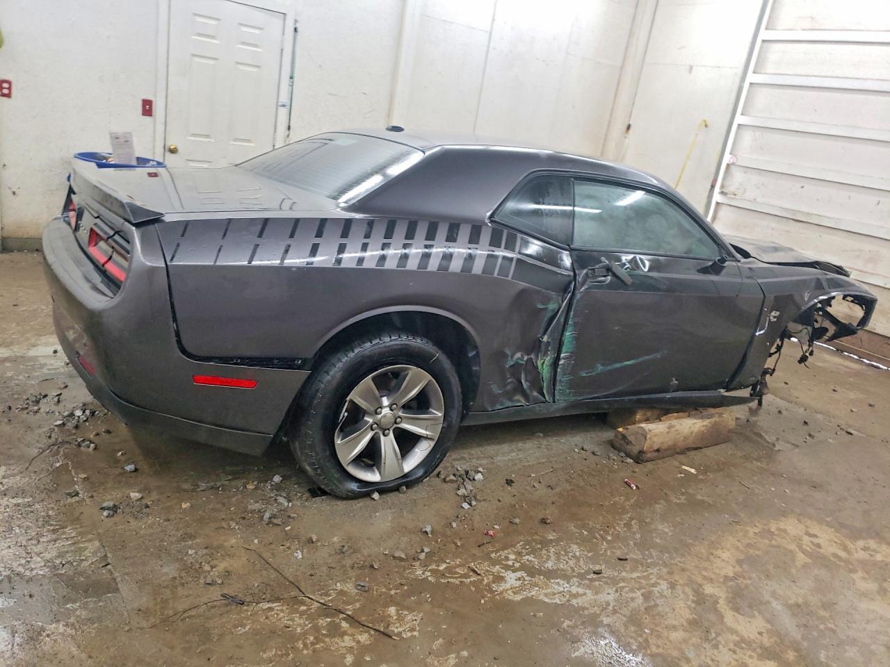2016 Dodge Challenger Sxt - zdjęcie 3